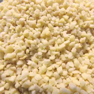 Amande hachée blanchie 2/4mm