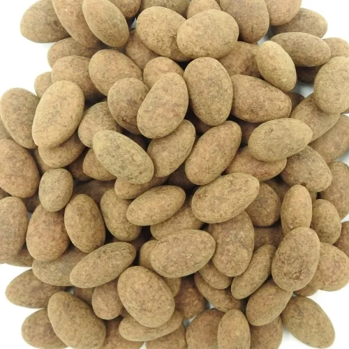 Amandes enrobées chocolat au lait poudrées cacao